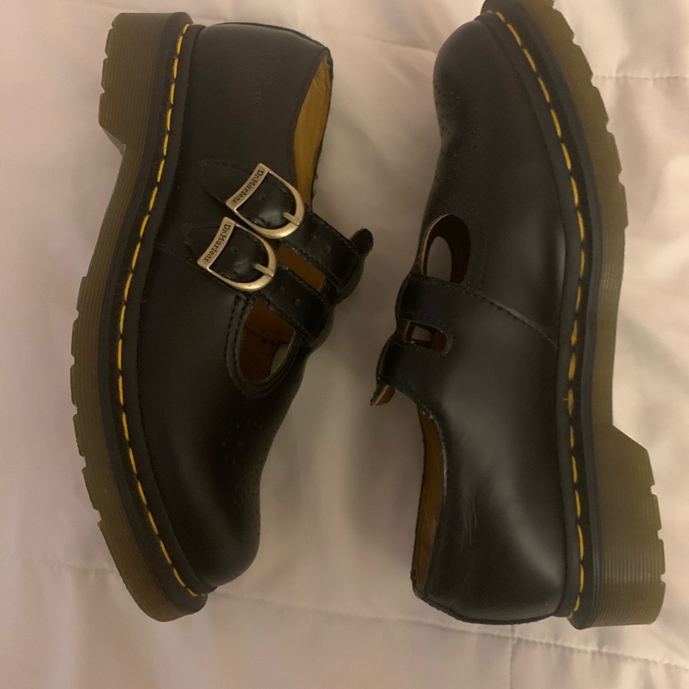 Dr. Martens 8065 Mary Janes